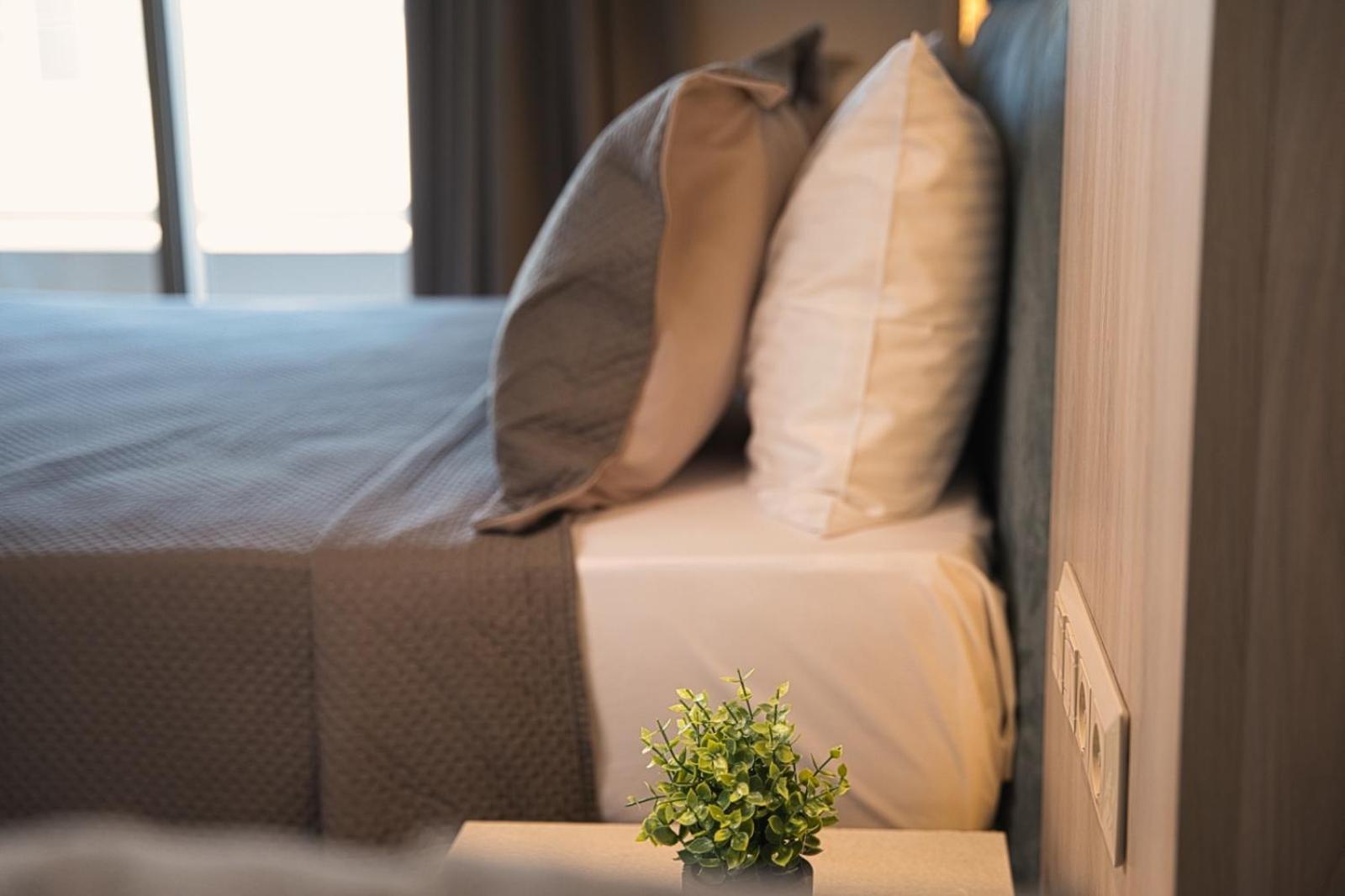 Wellnest Hotel Athens Ngoại thất bức ảnh