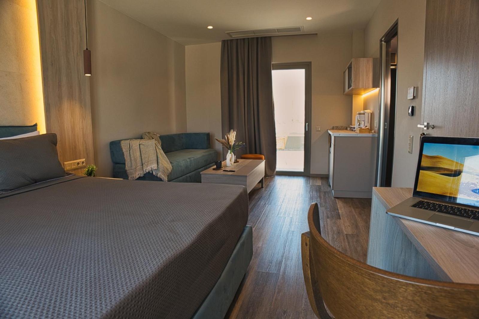 Wellnest Hotel Athens Ngoại thất bức ảnh