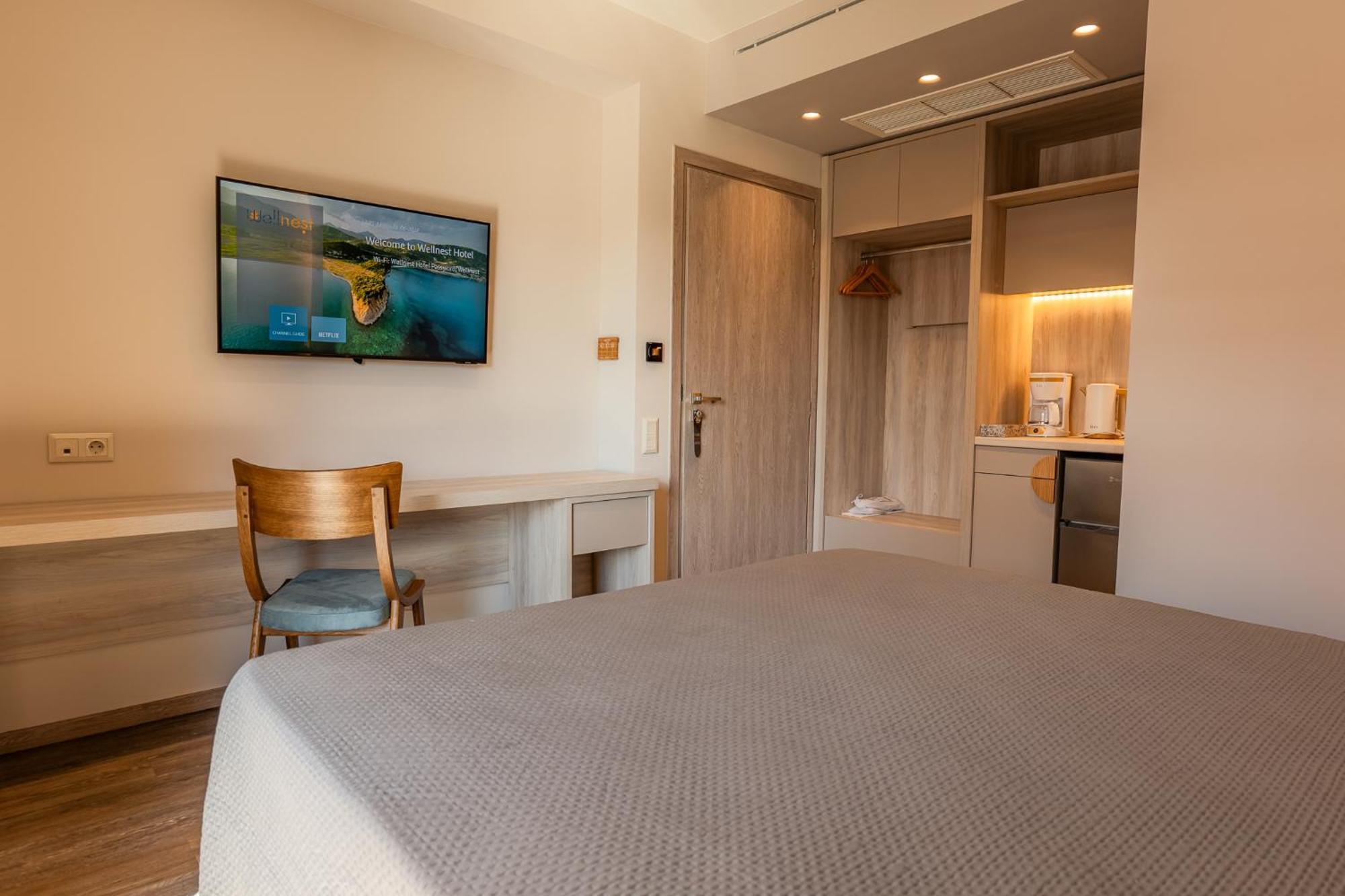 Wellnest Hotel Athens Ngoại thất bức ảnh