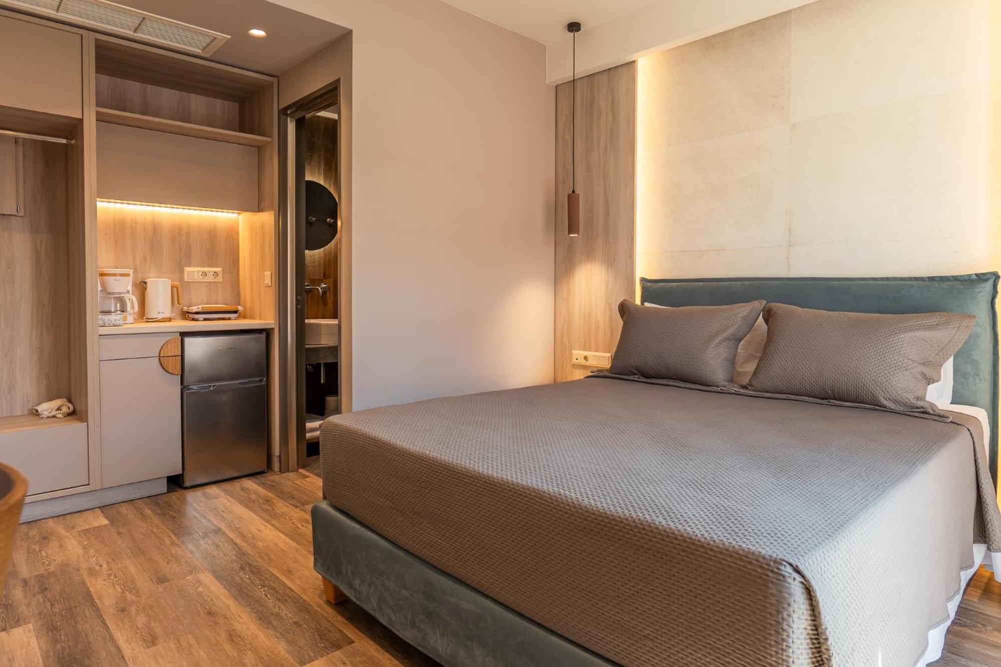 Wellnest Hotel Athens Ngoại thất bức ảnh